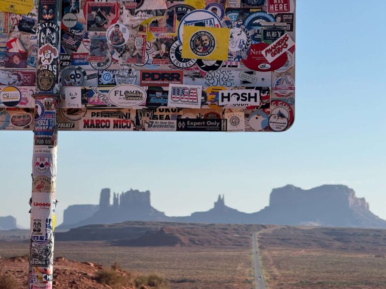 Forrest Gump Point Road signs