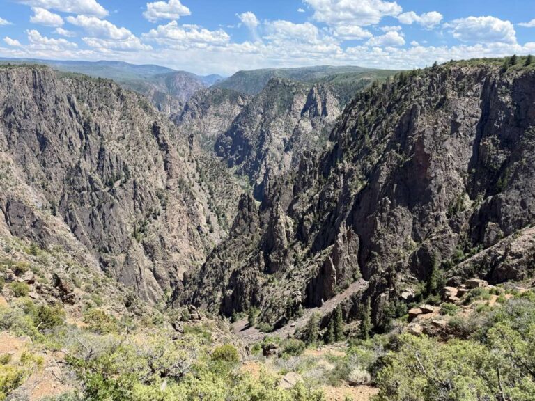 Black Canyon of the Gunnison close view photo by Explore Gears