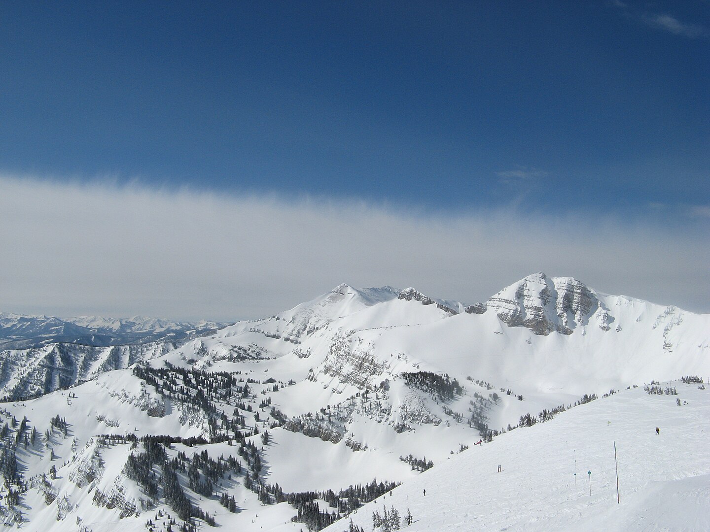 south from the top of Rendezvous Bowl photo by Ams100272