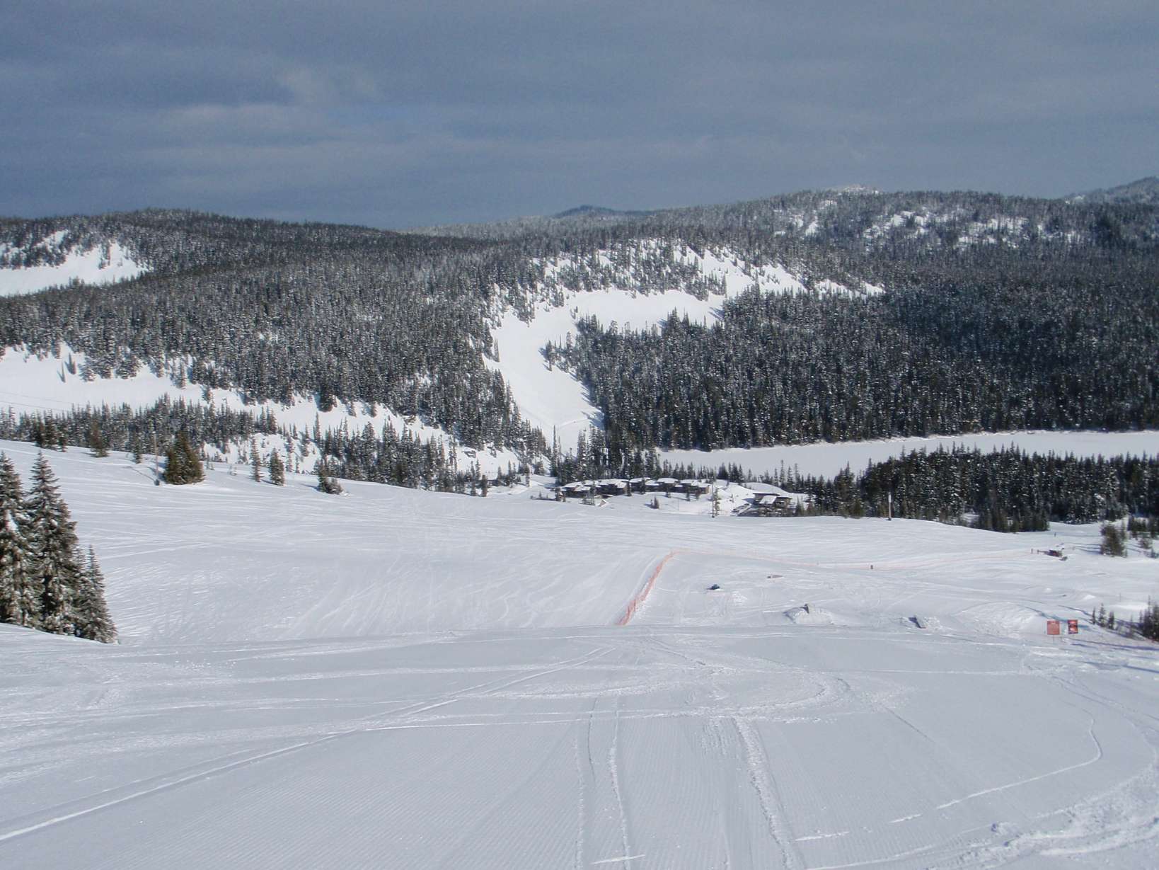white pass photo by petercharbonnier