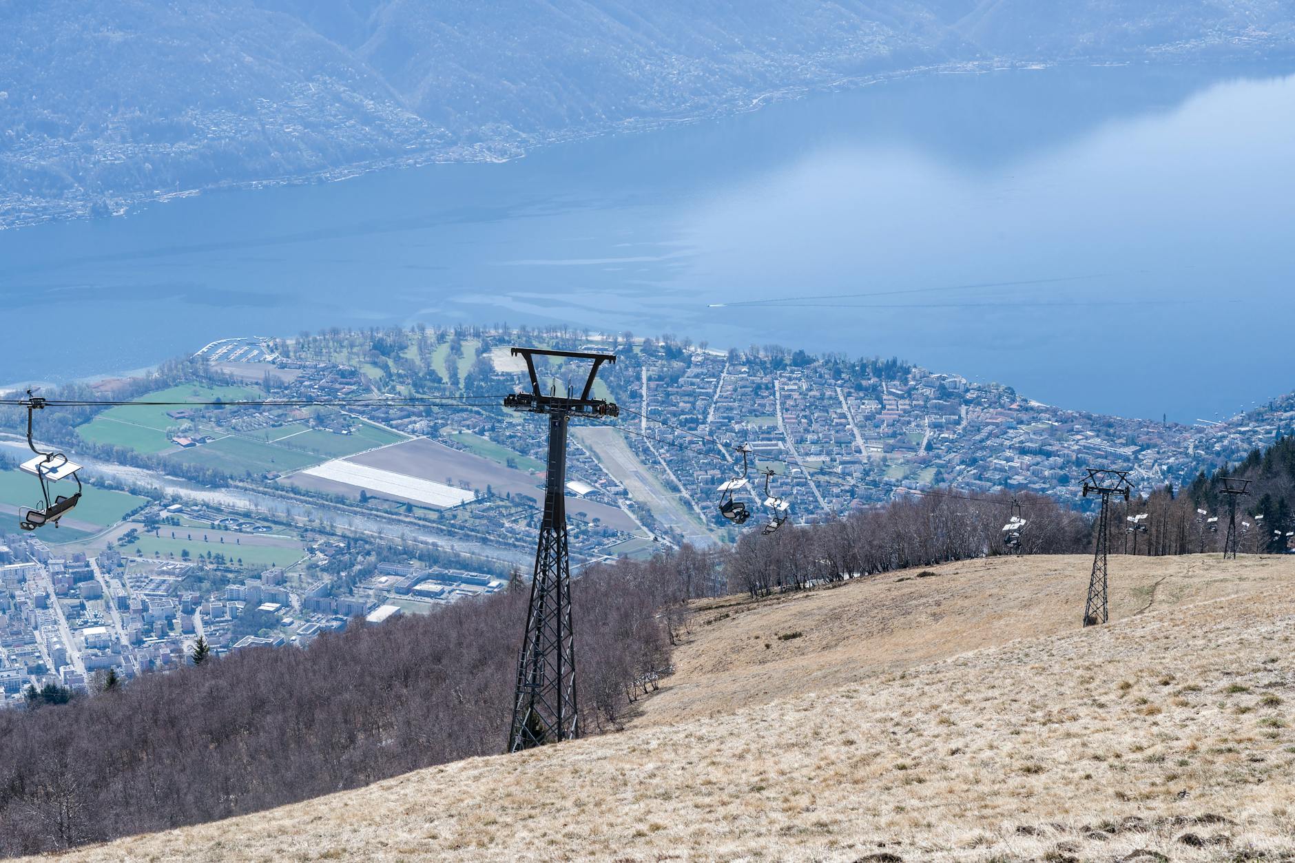 The Orange Bubble Express lift at Canyons Village-photo-by-pexels