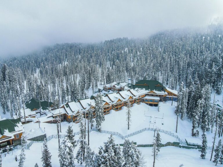 Main lodge and front face slopes at Seven Springs Ski Resort on a clear winter day-photo-by-pexels